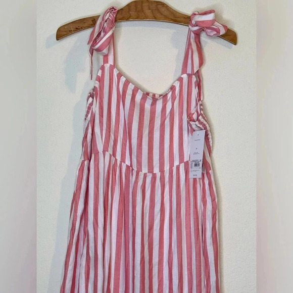 Isabel Maternity Candy Cane Stripe Maxi Dress Size Medium NWT - Picture 5 of 10
